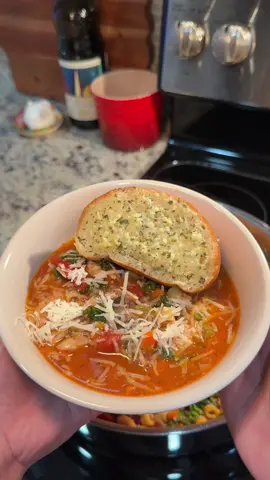 Pasta Fagioli Soup🥘 cozy comfort meal when you need a good soup #soupseason #fallrecipes  #comfortfood #DinnerIdeas #recipes 