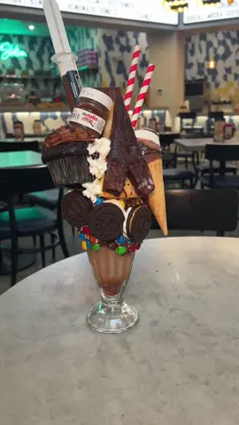You’re gonna need a straw, a fork AND a spoon 🍫🥤 Who’s helping you finish this Cake 🍰 Shake⁉️ 📍Elm Street Diner • Stamford & Norwalk, CT #cake #dessert #sweet #viralvideo #fypシ 
