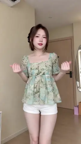 Áo xinh #aodep #thoitrangnu #outfitxinh #xuhuong #viral 