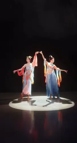 🎼 Tỳ Bà Hành Set cho thuê tại Sạp XingGui  Sl: 2 bộ Nhắn tin cho Sạp để được tư vấn nhiều mẫu hơn nhé ạ 📩📩 #domuacotrang #domuaxinggui #thuedo #muacotrangtrungquoc #domua
