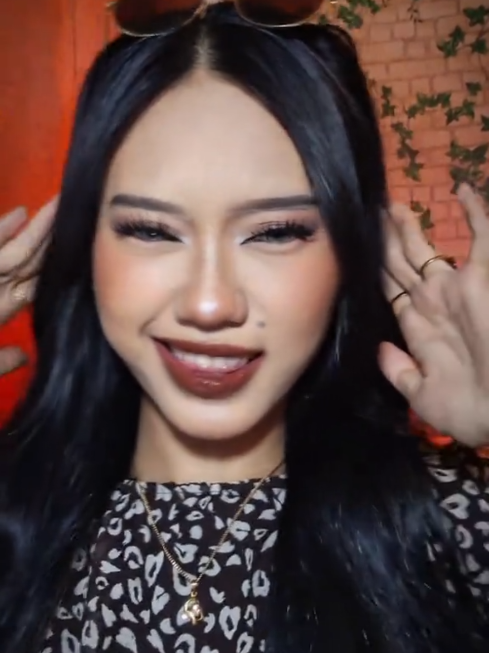 tipis-tipis ae🕺 #makeuptransition #transisimakeup #baddie #makeuptransformation 