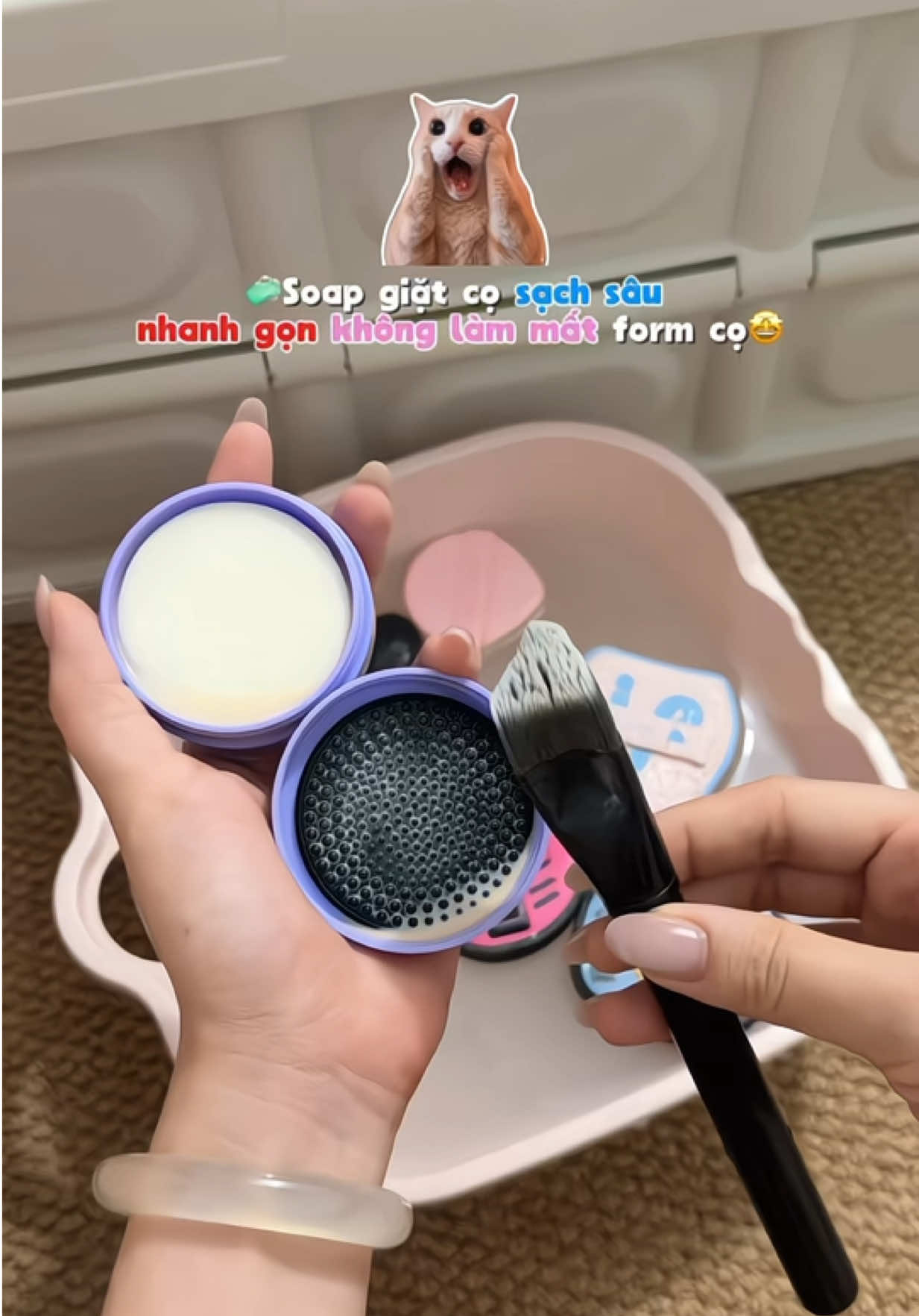 Tui thấy nhỏ gọn dễ mang theo và sạch sạch nha🧼🤩#soapgiatco #giatmuttrangdiem #vacosi #creatorsearchinsights #soápgiặtcọ 