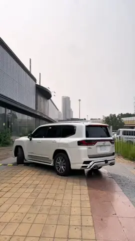 Landcruiser LC300 🖤🔥 #foryoupage #viral #landcruiser #lovers #viral 