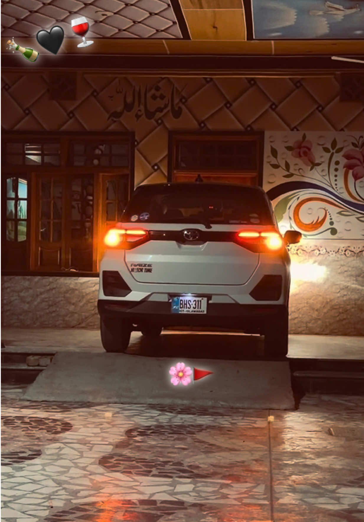 🍾🖤.                   #trending #foryuo #foryuopage @Always sad 😭🥺 @LUQMAN KHAN 7575 