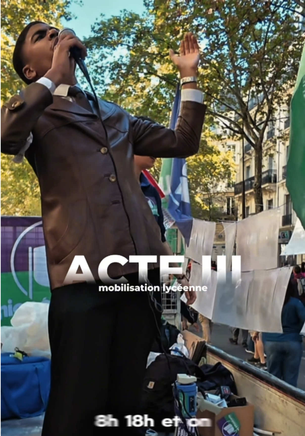 Leur colère est aussi la nôtre. Leur voix doit être entendue.  Aujourd’hui, les étudiantes et étudiants de Génération Leaders se sont mobilisés aux côtés des lycéennes et des lycéens. Nous les avons accompagnés pour porter leurs revendications, amplifier leurs voix et affirmer notre solidarité face à ce qu’ils dénoncent. Présente dans la mobilisation, Assa Traoré a dénoncé les violences policières subies depuis le début du mouvement. Derrière ces violences, il y a des victimes, des familles et une jeunesse qui mérite d’être écoutée et protégée. Réclamer de meilleures conditions d’études ne devrait jamais coûter sa sécurité. Aucune voix ne doit être étouffée par la peur. Nous sommes à leurs côtés. Et notre solidarité ne s’arrête pas à cette journée. #GénérationLeaders #SolidaritéÉtudiante #mobilisationlycéenne #jeunessemobilisée 