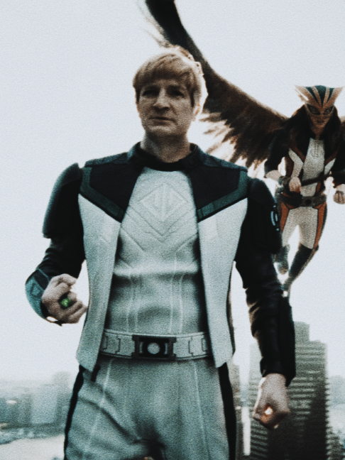 former gym teacher current green lantern // #lanterns #guygardner #greenlantern #edit