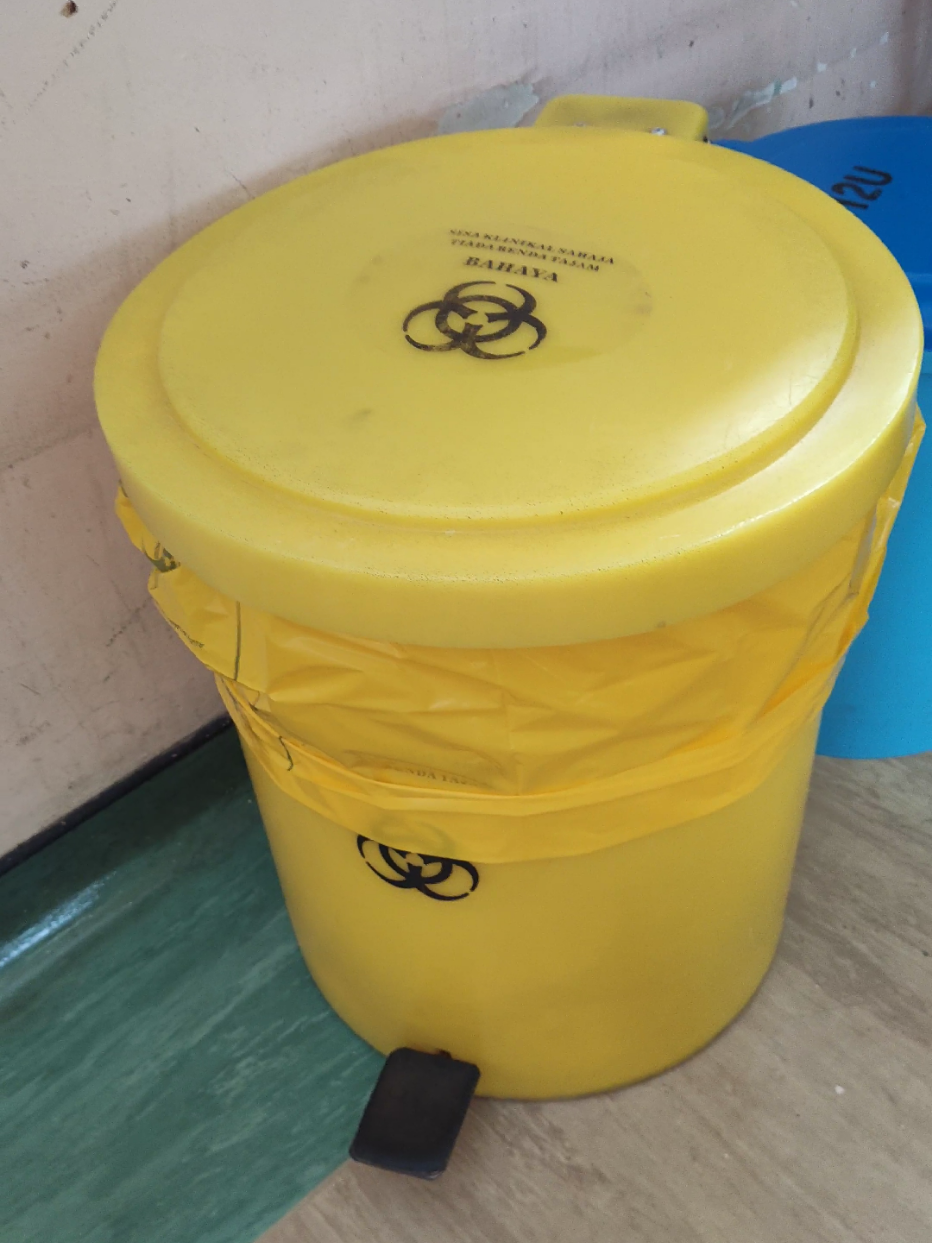 Tong/bin sampah klinik #tongsampah #tiktokshaul #tiktokfinds 
