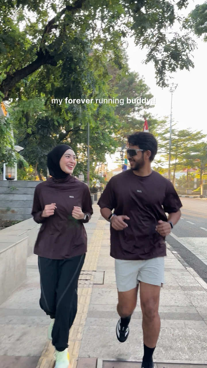 tingkat semangat ketika outfit yang kamu pake udah support #HIAEveryWear #HidupIniAnugerah  #TheNextLevelEra #BetterTogether