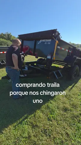 comprando traila  ni modo van a estrenar  a los rooferos@Isaac pelagio official @Juan Clemente 