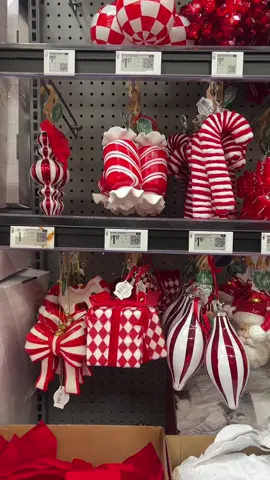 @Walmart Good quality glass ornaments 🎄 #christmas #treedecorating 
