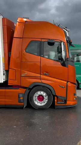 #اوربا_المانيا_النمسا_السويد #فولفوvolvo_fh #شاحنات #trailerosdecorazon 