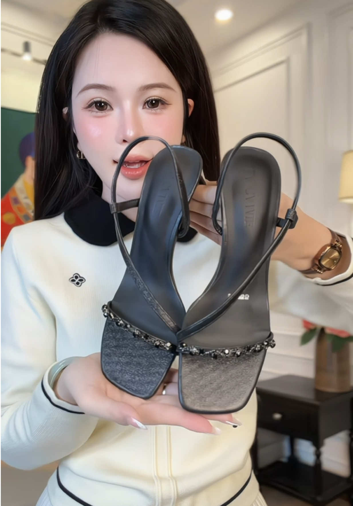 Giày sandal đẹp lắm  #champhanreview #giaycaogot #giaysandal #giaydep 