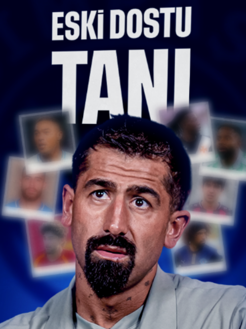 Kerem Demirbay, birlikte forma giydiği oyuncuları tanımaya çalışıyor.