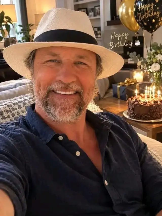 Today is my birthday, and I just want to take a moment to say thank you. ❤️ Birthdays have a way of making you stop and think about the road you’ve travelled — the good days, the difficult ones, the lessons, the laughter, and all the people who have made the journey worthwhile. To my family, friends, and especially all of you wonderful fans who continue to support me, encourage me, and share this journey with me — thank you. Your messages, kindness, and love mean more than you probably realize. I’m grateful for another year of life, another year of opportunities, and another year to keep learning, growing, working, and hopefully bringing a little joy to others along the way. Here’s to another trip around the sun. 🥂❤️ Thank you for being part of it. Much love, #martinhenderson #birthday #fanslove #Netflix #germany 
