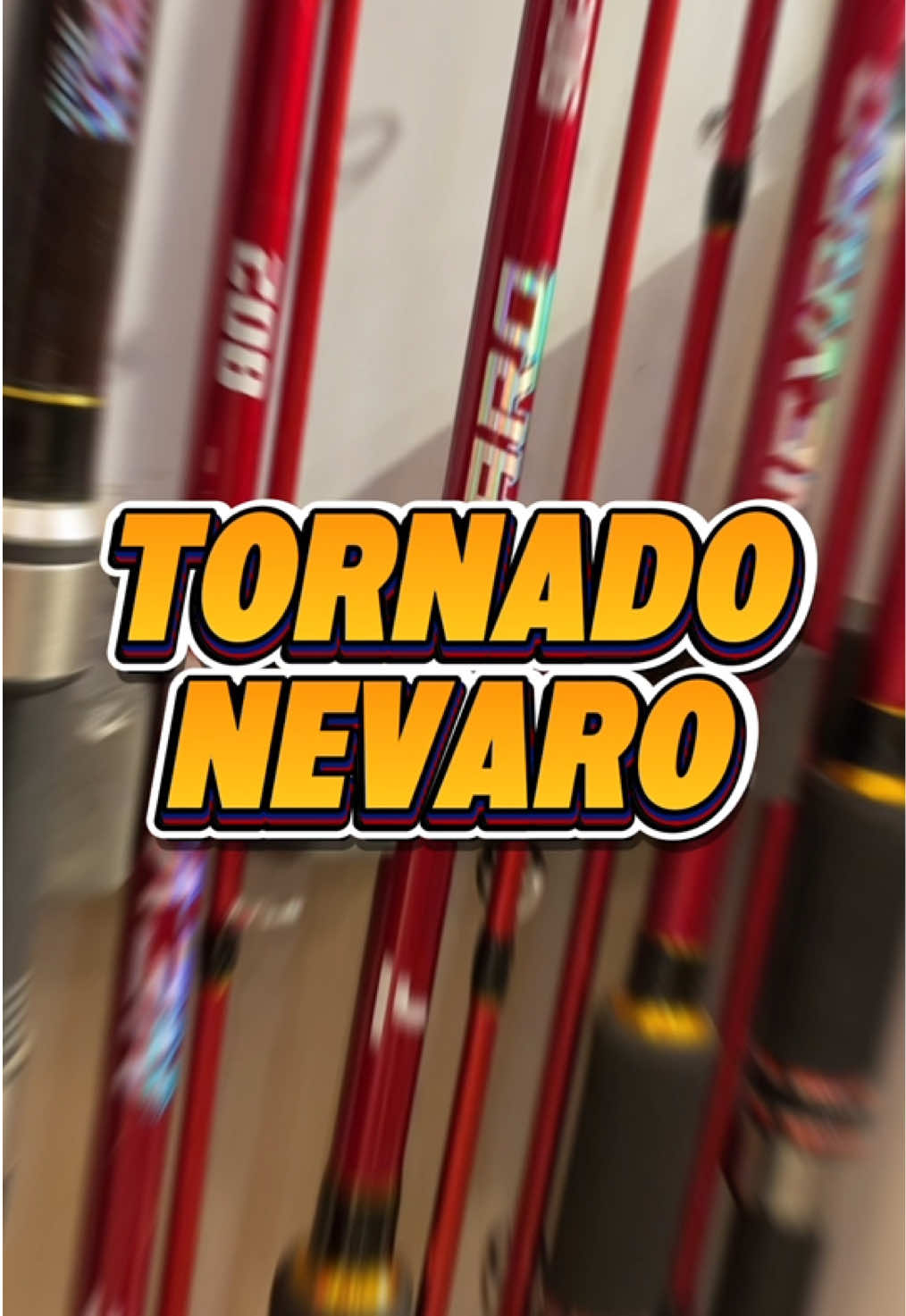 Joran Tornado Nevaro adalah seri joran pancing (fishing rod) tipe spinning yang dirancang khusus untuk teknik rock fishing, surf casting, atau memancing di pinggiran laut, karang, dermaga, dan tebing. Spesifikasi Utama • Material: Teknologi High Response Hollow (HRH) Carbon yang membuat joran terasa ringan, kuat, dan sangat responsif saat dipakai melempar umpan (casting). • Komponen: Dilengkapi dengan Tornado Reel Seat dan ring guide anti-karat berbahan aluminium/stainless steel (X Guide) yang tahan air asin. • Desain Sambung: Sistem two-section (sambung dua di bagian tengah) yang kokoh sekaligus praktis dibawa bepergian. • Jenis Handle (Gagang): Tersedia pilihan Full EVA dan Japan Style yang nyaman digenggam saat bertarung dengan ikan besar dalam waktu lama. • Pilihan Ukuran & Kode: 	• 802 (240 cm) 	• 902 (270 cm) 	• 1002 (300 cm) 	• 1102 / 1202 (360 cm) #bursapancingjakarta #tornado #joranpancing #pinggiran 