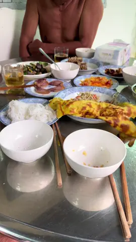 Trăm vạn người thân có mấy kẽ chân thành !