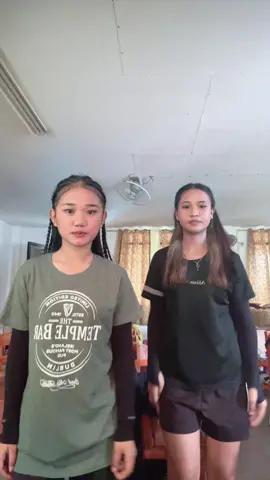 Mga baliw