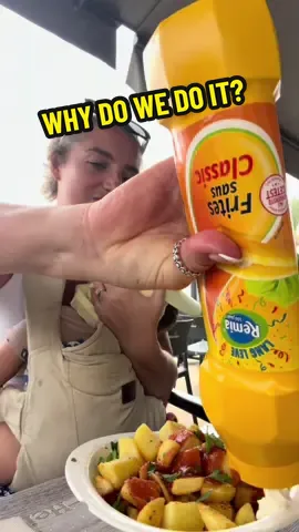 Don’t mind me tucking into my Texas BBQ Pringles at 4am ✌️  #wieiad #whatIeat #postpartumjourney #fyp #minivlog @Pringles @easyJet @Maltesers 