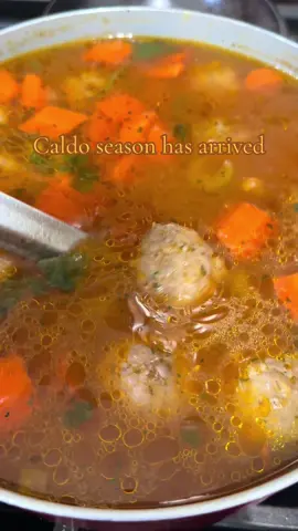 Nothing more cozier than a nice warm caldo de albóndigas 🍂 #soup #caldo #albondigas #fallseason #cozy 