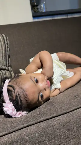Her daily routine 😩🚮 #trending #foryou #babies #funny #CuteBaby 