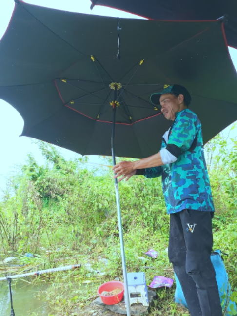 Thầy lỏ móm lòi ke#tranhoiht #moicauphuthanh #cauca