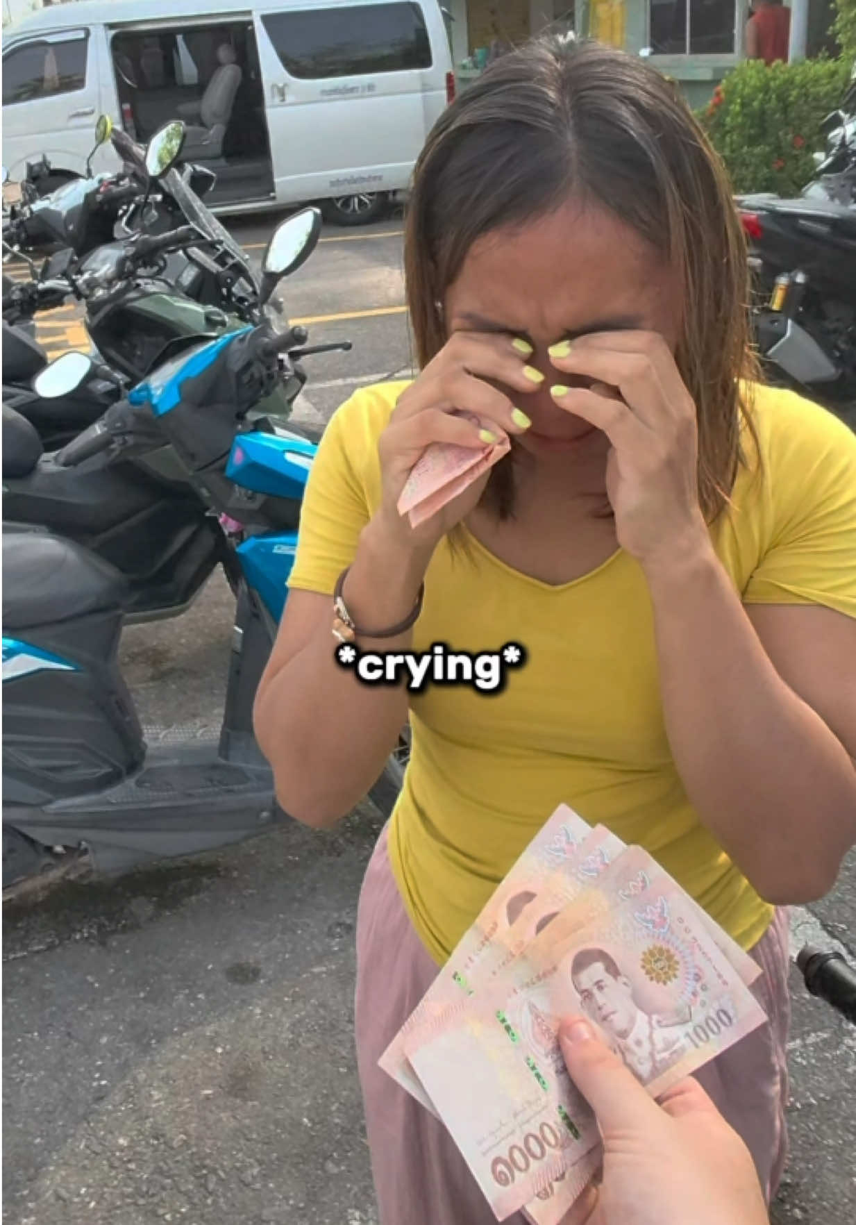 “God answered my prayer, I prayed someday somehow someone will help me” 😭❤️ (donate in B1O) #kind 