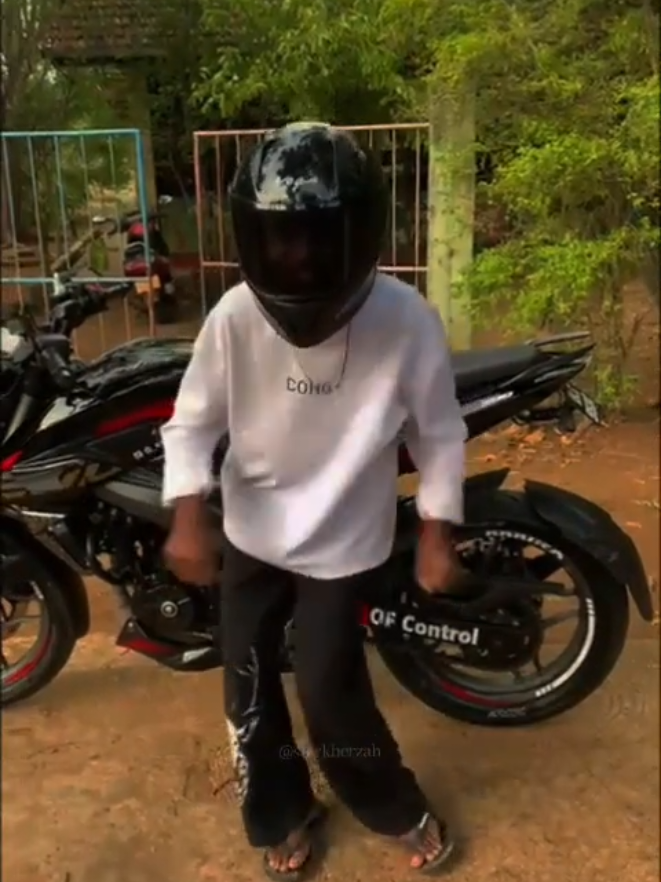 මොකද වෙන්නේ කොළඹ Denuka icw 💕❤️#trending #viral 