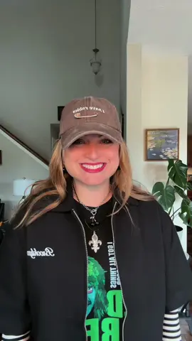 What are my fancy plans today, you ask?  My hoosbando is taking me to the clurb again…Sam’s or Costco?!  It’s a surprise. Hold onto your seats, folks.  😁#OOTD #outfitideas #whimsy #casualoutfits #stylingideas 