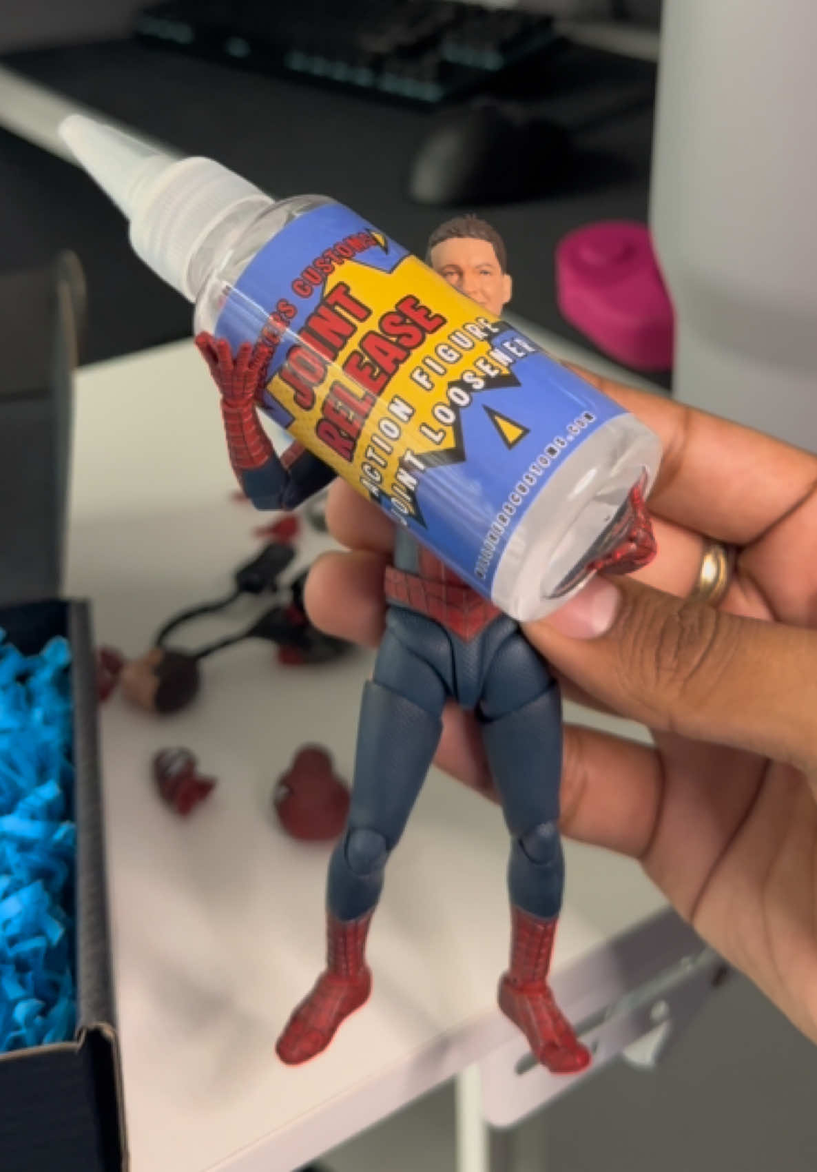 THE SOLUTION to loose and stiff joints here 👀‼️ highly recommend this product🔥worked extremely well for both the figures I showcased, be sure to shop using the orange cart 😁🤞❤️‍🔥⬆️⬆️ #figtok #mafex #shfiguarts #willikerscustoms #marvellegends 