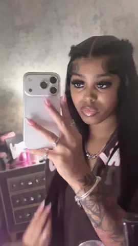 you a dope girl 