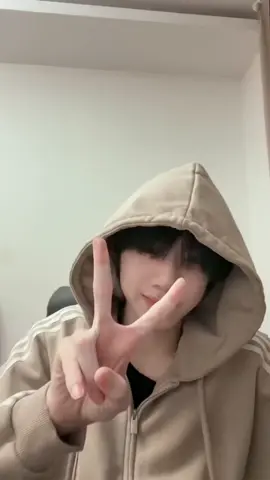 cute haa😝🫰💞#chenyiheng_陈奕恒 #tffamily_4th_generation #ជួយចុចបេះដូងម្នាក់មួយផង 😝🫰