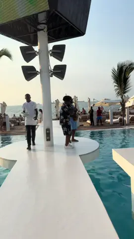 Taka #taka #lookalbeachclub 