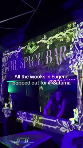 Never seen Space Bar so packed😭 petition to bring more underground shows to Eugene 👀 #experimentalmusic #bass 