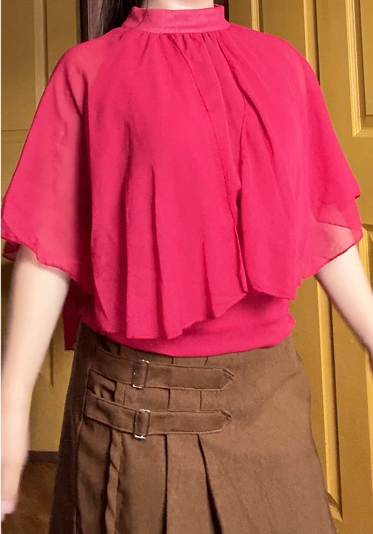 Red top reco ✨🌹 #top #koreanstyle #elegant #topforwomen #elegantoutfit 