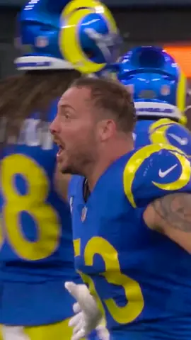 LANDMAN LANDS PEANUT PUNCH! 😲 🐏 Aaron Donald hops on the loose ball after Nate Landman forced with a huge fumble! Watch #MNF LIVE on ESPN via Disney+! 📺 #LosAngelesRams #BuffaloBills #NateLandman #AaronDonald
