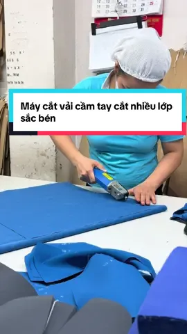Máy cắt vải cầm tay nhỏ gọn sắc bén cắt được nhiều lớp #maycatvaicamtay #matcatvai #nganhmay #xuhuong 