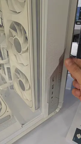 I built my own PC and it feels great, except for the noise.  #PCBuild #CustomPC #GamingPC #PCBuild #GamerSetup 