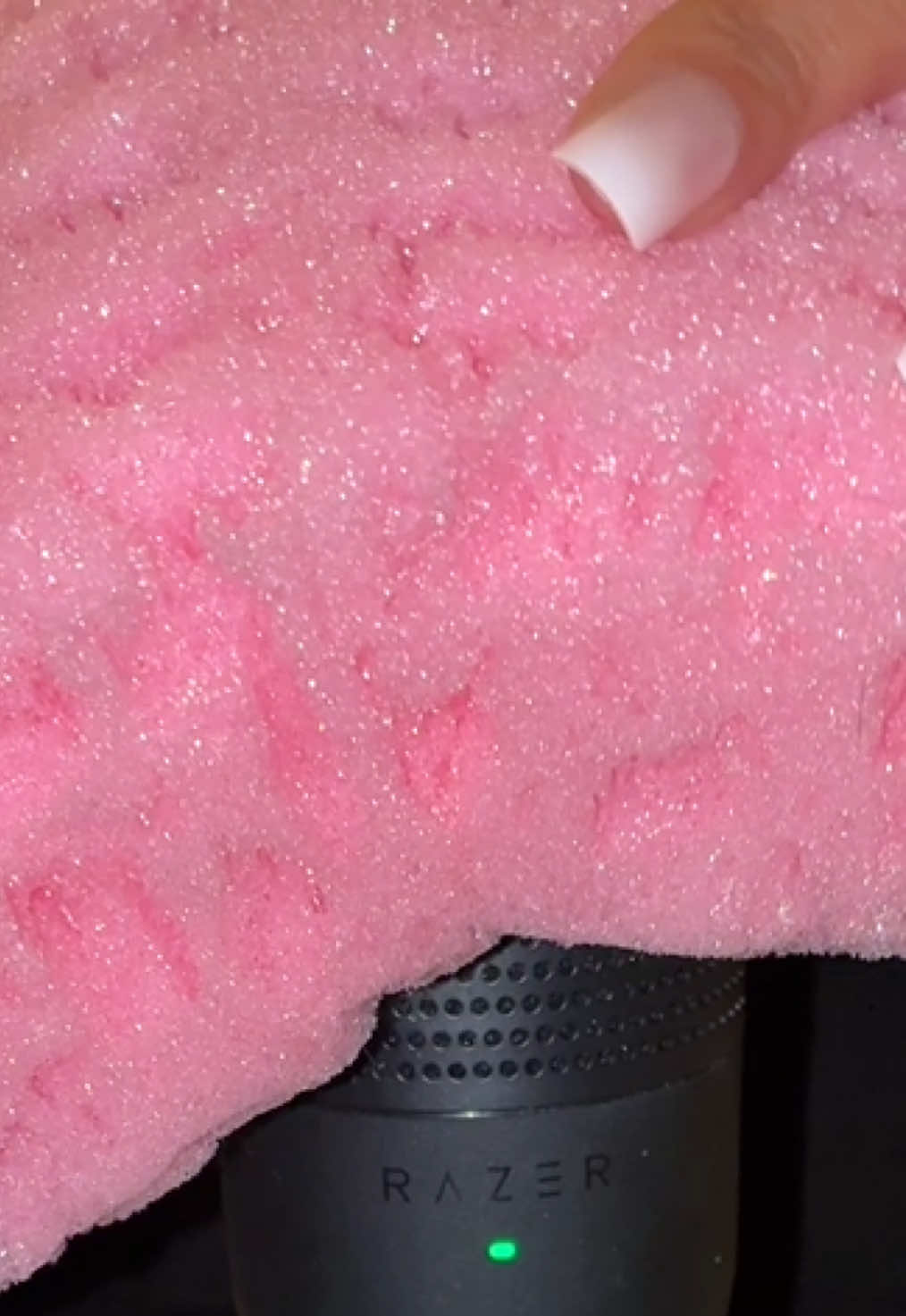 🎧🎙️🧽✨  #asmr #spongeasmr #spongesounds #satisfyingvideo #asmrnotalking 