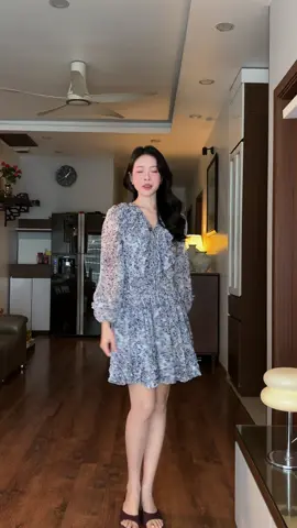 Một chiếc váy xinh là đủ cho outfit đi chơi #vayxinh #vaythietke #xuhuong
