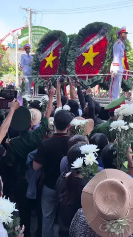 Đưa tiễn 731 anh hùng liệt sĩ về với vòng tay mẹ Việt Nam❤️🇻🇳 Đời đời ghi nhớ công ơn của các anh!#lietsivietnam #vietnam #anhhungdantocvietnam 