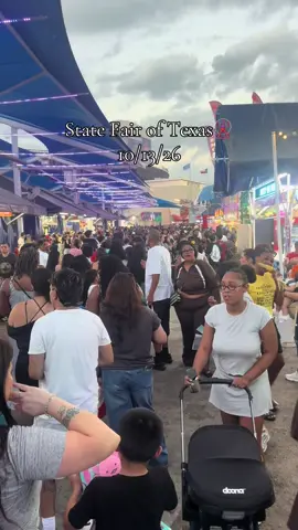 State Fair of Texas on a Tuesday🎡 #statefairoftexas #fyp #bigtex #viral #watermelon 