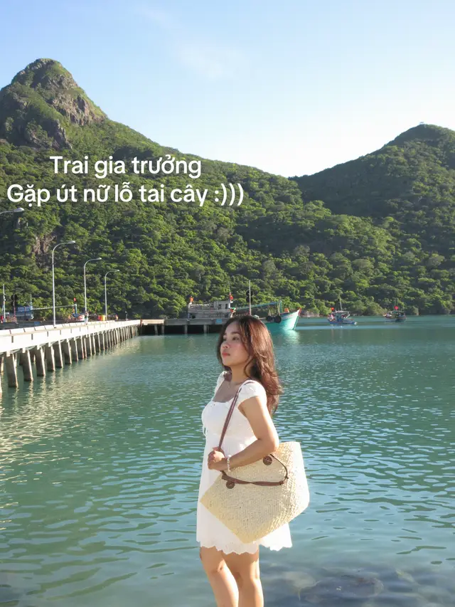 Gửi chồng tương lai  :)))  Chân em chân đi đừng có cản em :)))