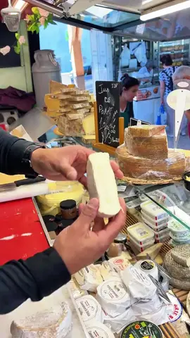 #obonfromage #naderlefromager #saintemauretouraine #fromagerie #fromage 