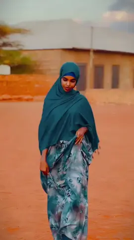 Foolxumadaaz Io Indhahaasa Kalia Qariya😭😂 #CapCut #guriceel_janaad💙🤍💚 #jawi_bila🌊❤️🌴 #CapCut 