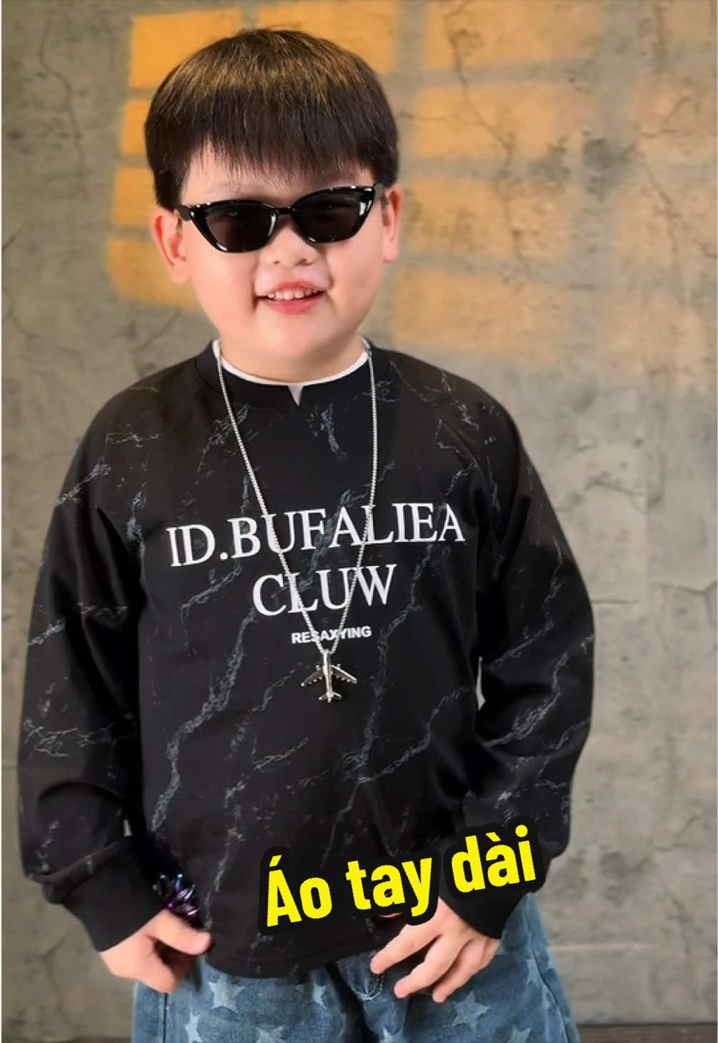 Áo này xứng đáng xu hướng mấy bà ơi