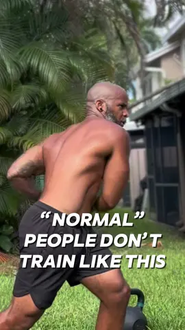 Normal people don’t train like this. They sit at their machines and mindlessly push and pull while they count to 10 Then they scroll on their phones for a few minutes and then do it again Meanwhile we’re over here looking like psychopaths 😵‍💫 But we’re building insane strength, stability, mobility, core strength, and explosive power With a single tool Moving our bodies in ways the average human hasn’t moved since they were kids And we’re having a blast doing it I swear nothing compares to the feeling you get from Grindstyle workouts Hit the link in my bio to learn more and join the movement #kettlebells #notnormal #functionaltraining #fyp 