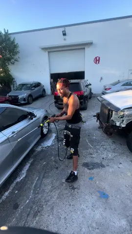 Kolo kap mennen #deatailling #carwash #viraltiktokvideo🎬📹 #hollywood 