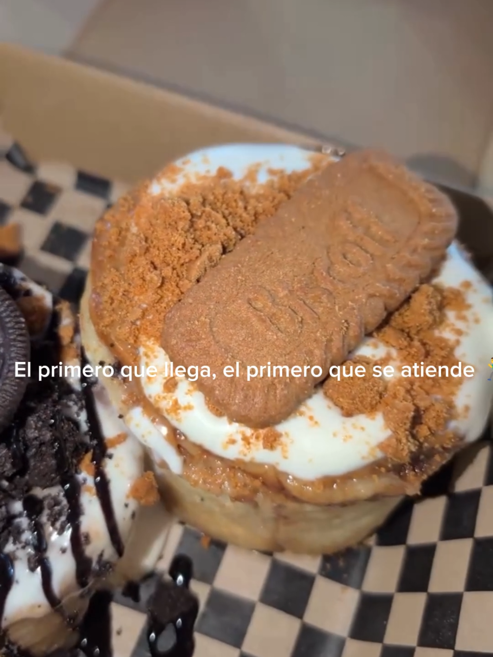 ¡Los extrañaban? ¡Por fin están de vuelta! Este sábado tendremos rollos de canela disponibles exclusivamente, a partir de las 3 p.m. hasta que se acaben. ¡No te quedes sin el tuyo! Did you miss them? They're finally back! This Saturday, we will have cinnamon rolls available exclusively, starting at 3 p.m. until sold out. Don't miss out on yours! #cinnamonroll  #webuiltitdifferent #losangeles #vintage #coffee 