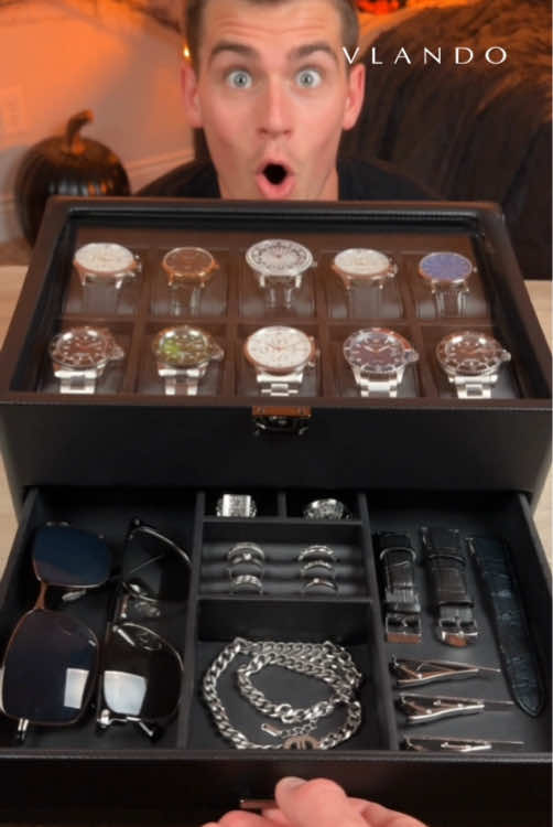 😱 omg⌚️The best gift for him#watch #watchbox #giftforhim #helloween #fyp 