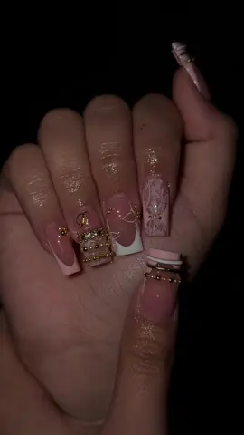 So cuteeee 💖#fyp #foryoupage #nailinspo #lacenails #nailss 